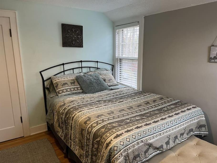 Historic Twin Tudors Inn Sioux Falls Esterno foto