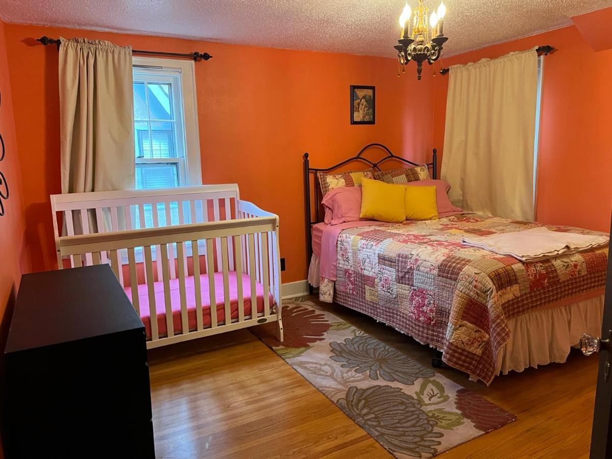 Historic Twin Tudors Inn Sioux Falls Esterno foto