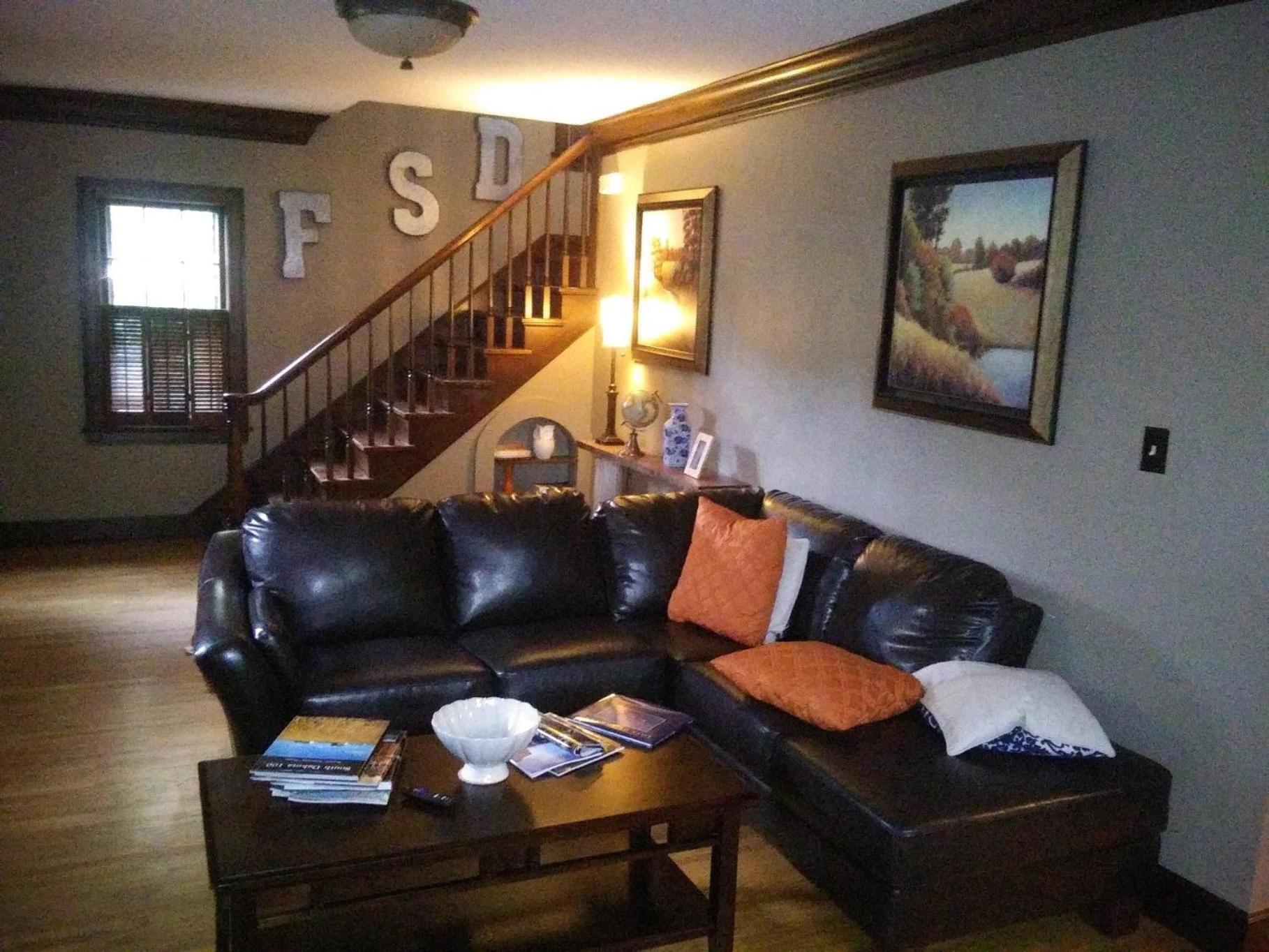 Historic Twin Tudors Inn Sioux Falls Esterno foto